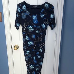 Pea in the pod maternity dress size M
